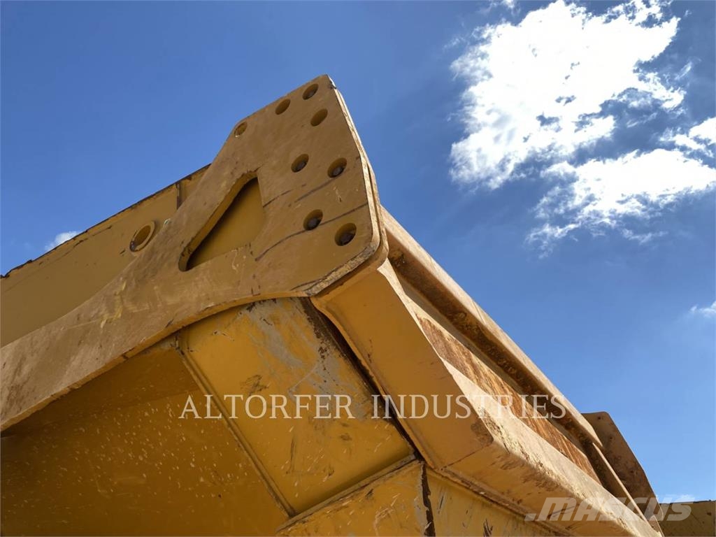 CAT 730-04 Artikulētie pašizgāzēji