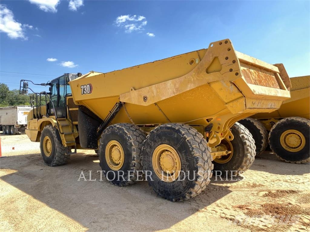 CAT 730-04 Artikulētie pašizgāzēji