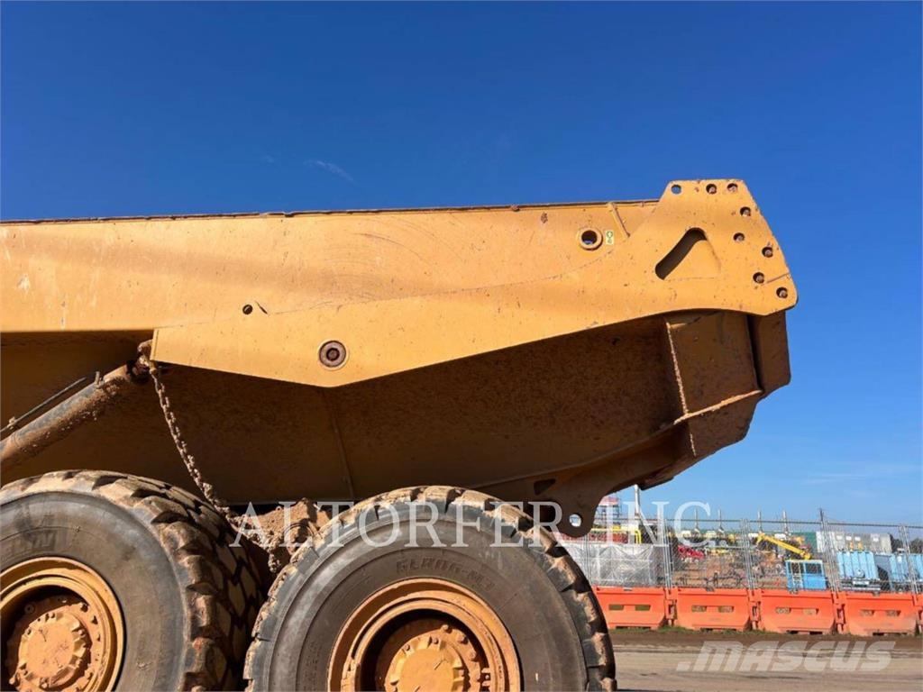 CAT 730-04 Liigendraamiga pinnaseveokid