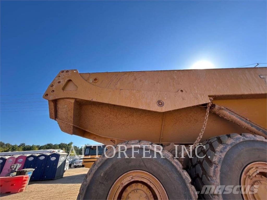 CAT 730-04 Liigendraamiga pinnaseveokid