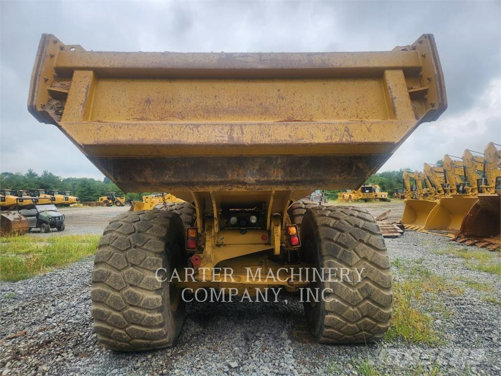 CAT 730-04 TG Kĺbové nákladné autá