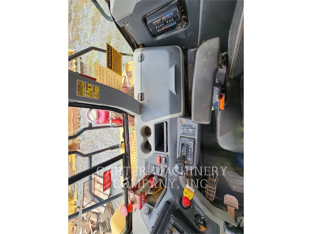 CAT 730-04 TG Kĺbové nákladné autá
