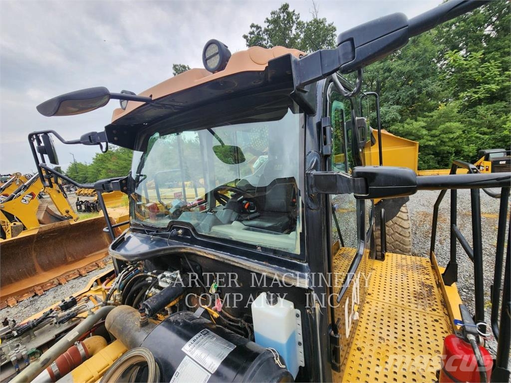 CAT 730-04 TG Kĺbové nákladné autá