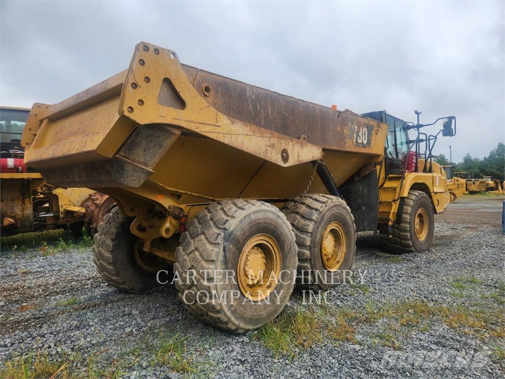 CAT 730-04 TG Kĺbové nákladné autá