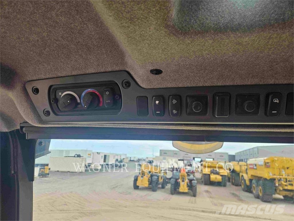 CAT 73004 鉸接式起吊車