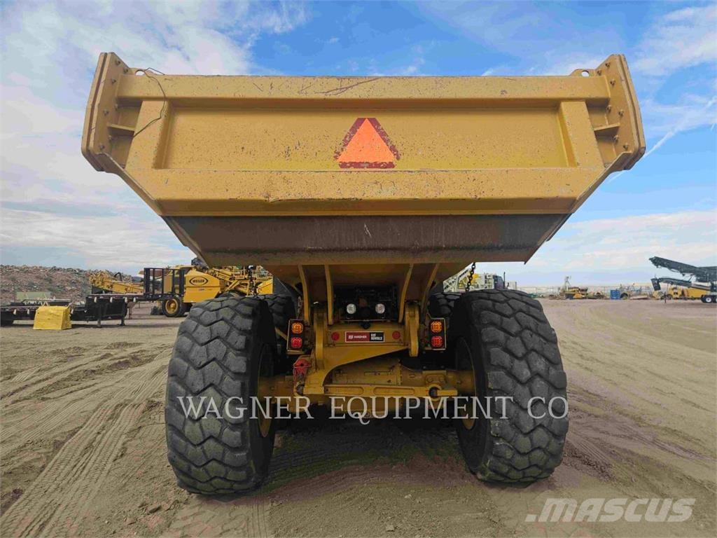 CAT 73004 鉸接式起吊車