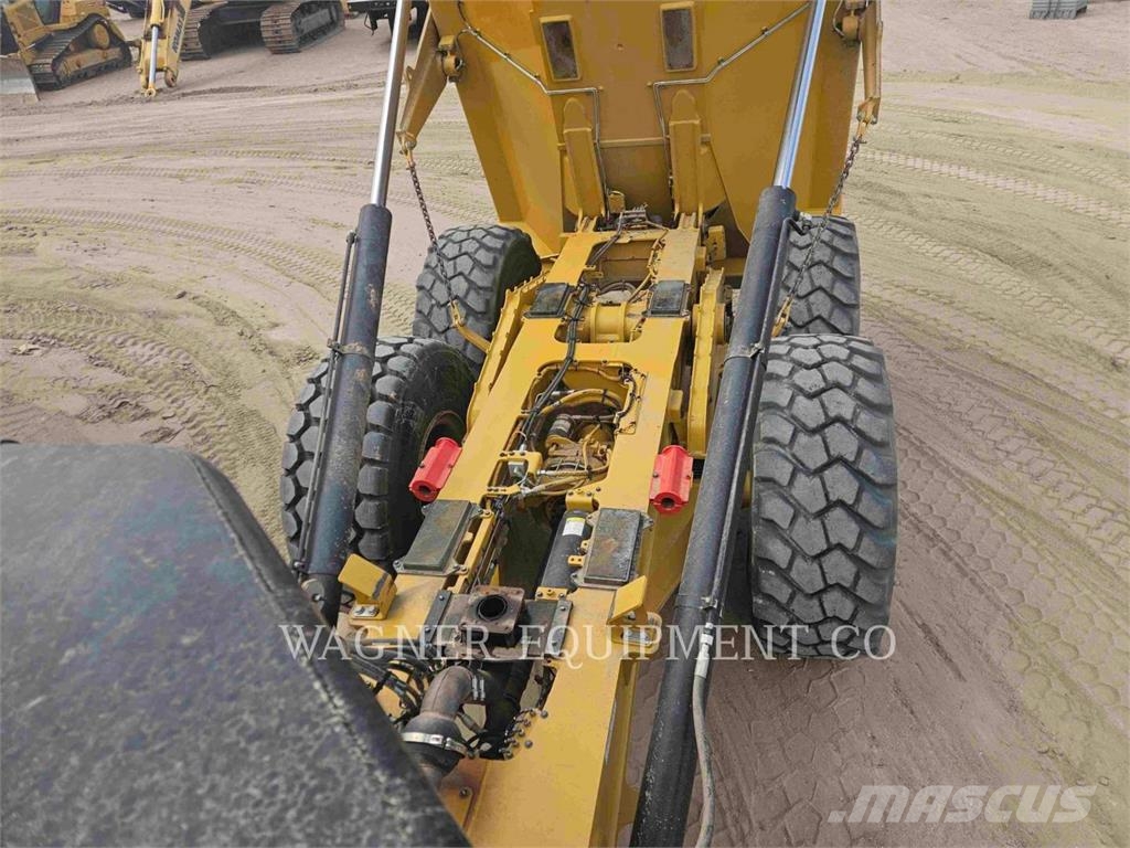 CAT 73004 鉸接式起吊車