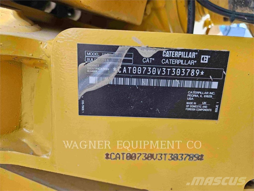 CAT 73004 アーティキュレート式ダンプトラック