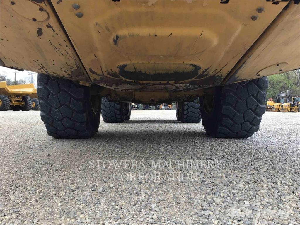 CAT 73004 Dumper - Knickgelenk