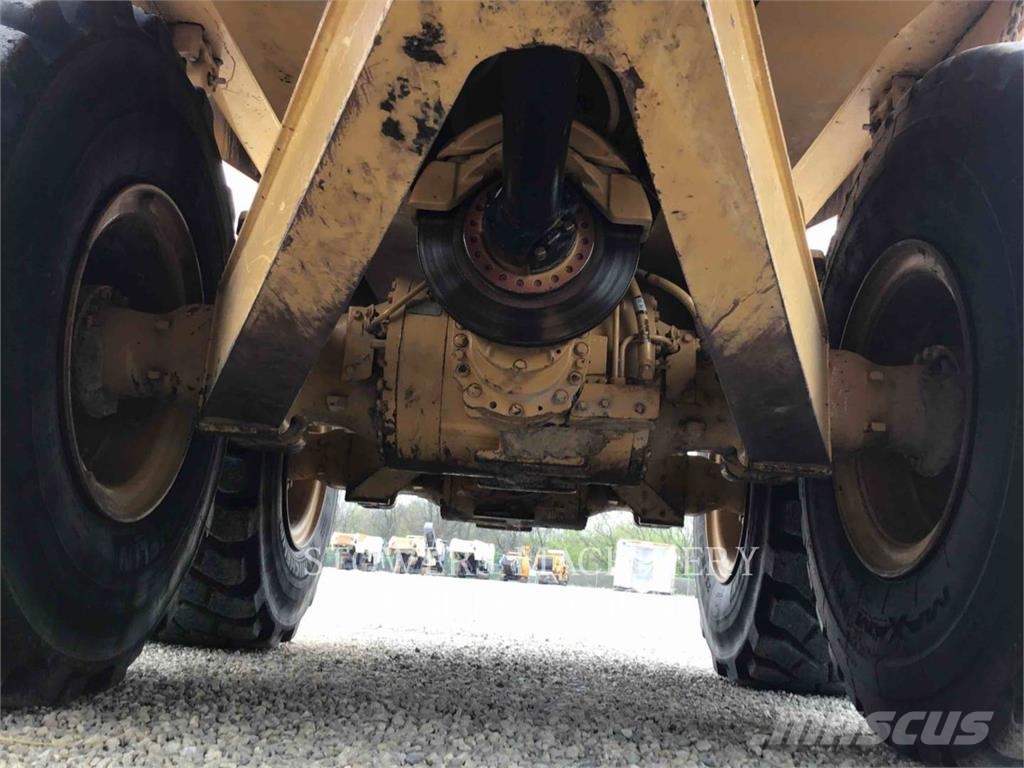 CAT 73004 Dumper - Knickgelenk