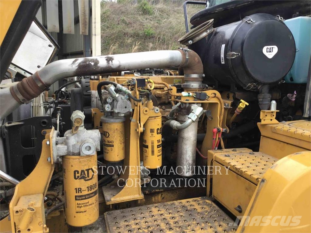 CAT 73004 Dumper - Knickgelenk