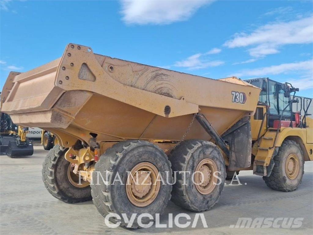 CAT 730C Dumper - Knickgelenk