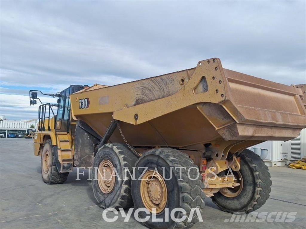 CAT 730C Dumper - Knickgelenk