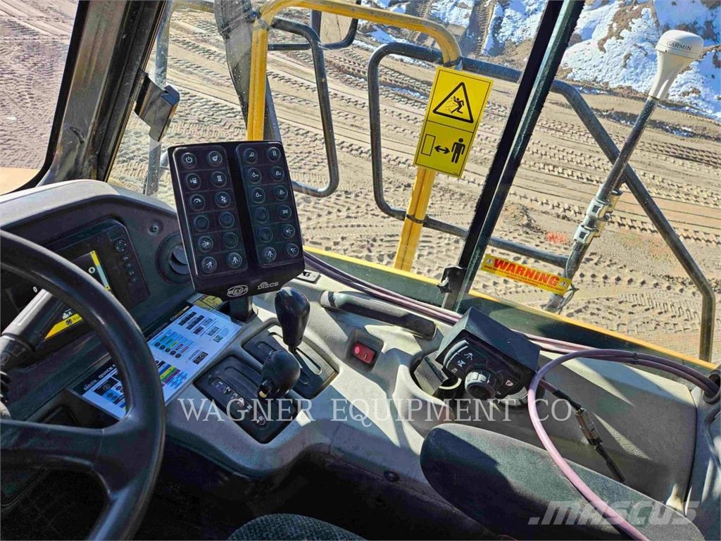 CAT 730C Vattentankbilar
