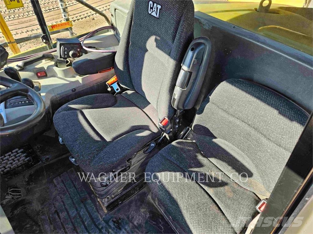 CAT 730C Vattentankbilar