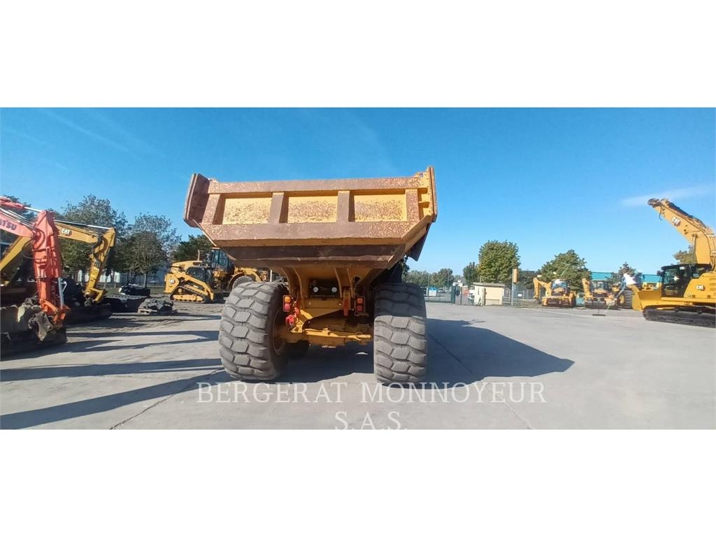 CAT 730C2 Midjestyrd dumper