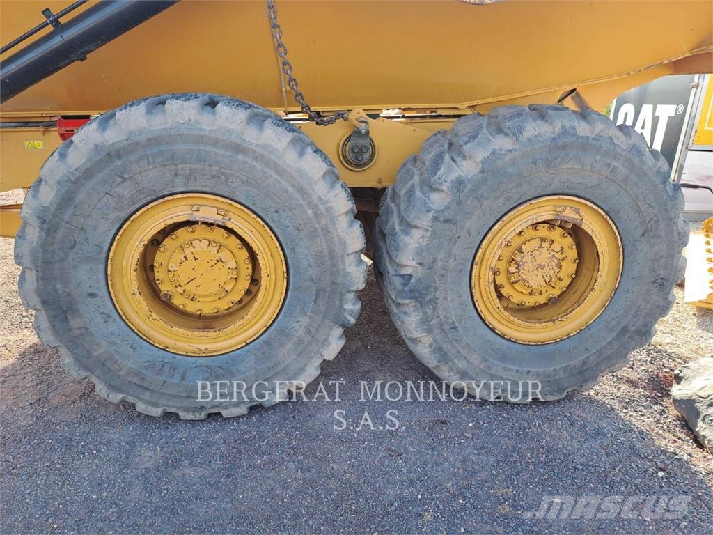 CAT 730C2 Midjestyrd dumper