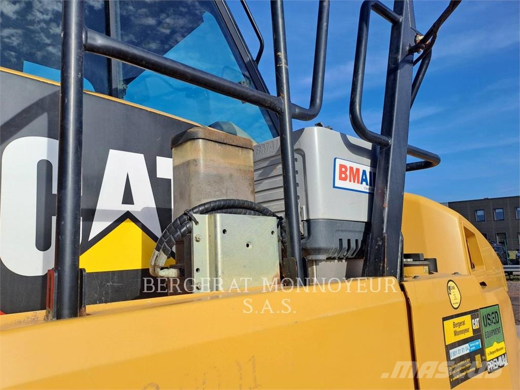 CAT 730C2 Midjestyrd dumper