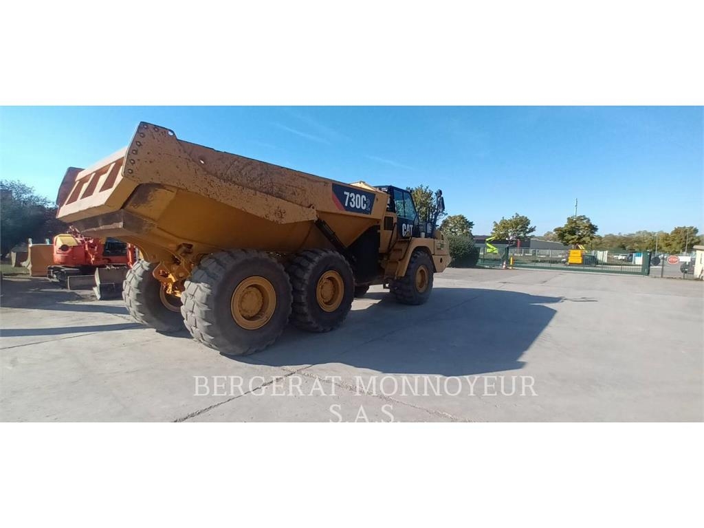 CAT 730C2 Midjestyrd dumper