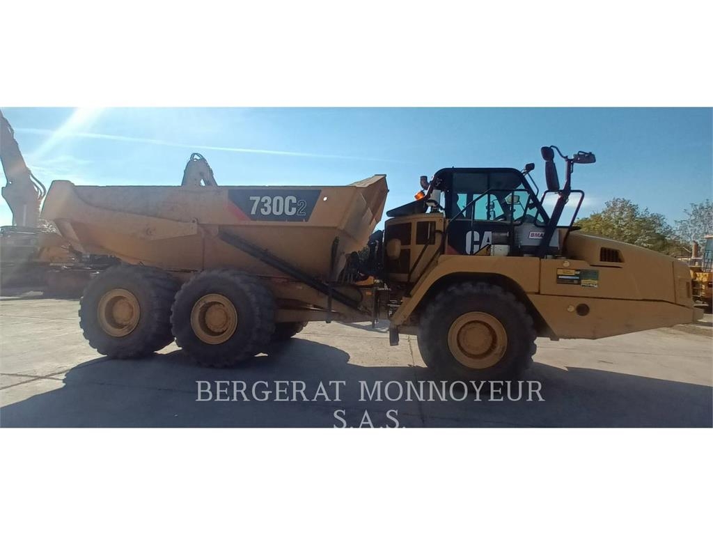 CAT 730C2 Midjestyrd dumper