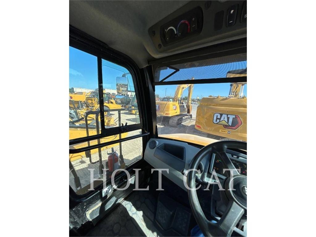 CAT 735 Dúmpers articulados