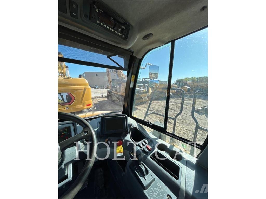 CAT 735 Dúmpers articulados
