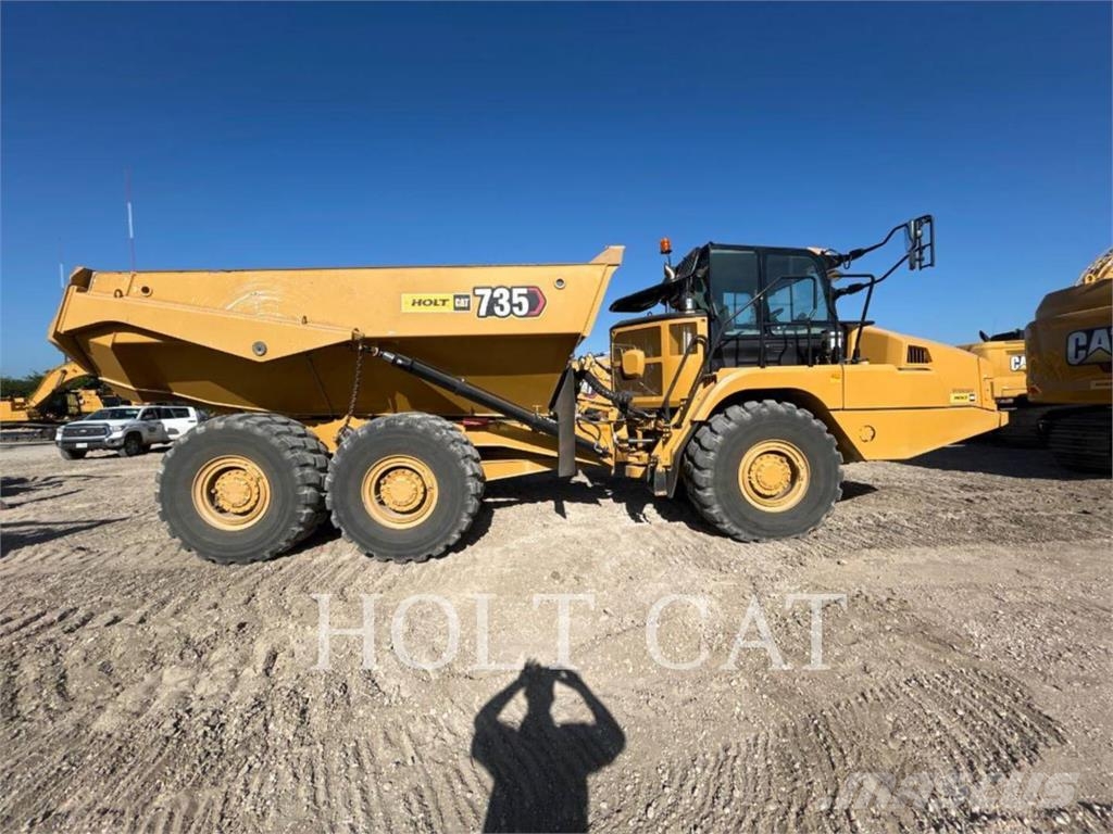 CAT 735 Dúmpers articulados