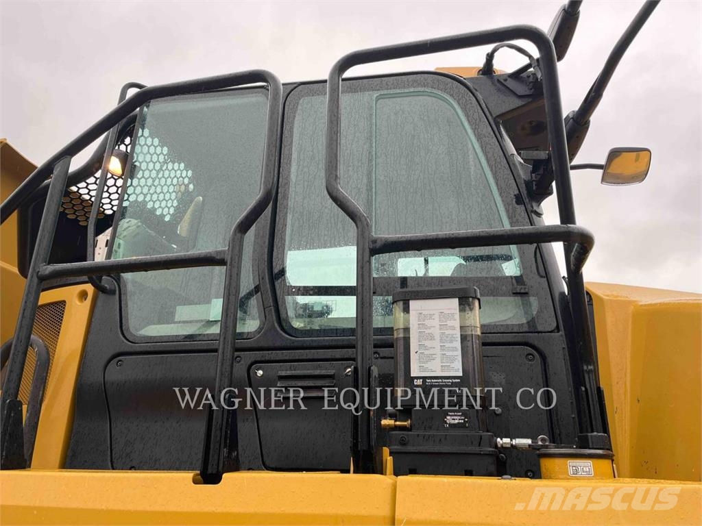 CAT 735 연결식 홀러