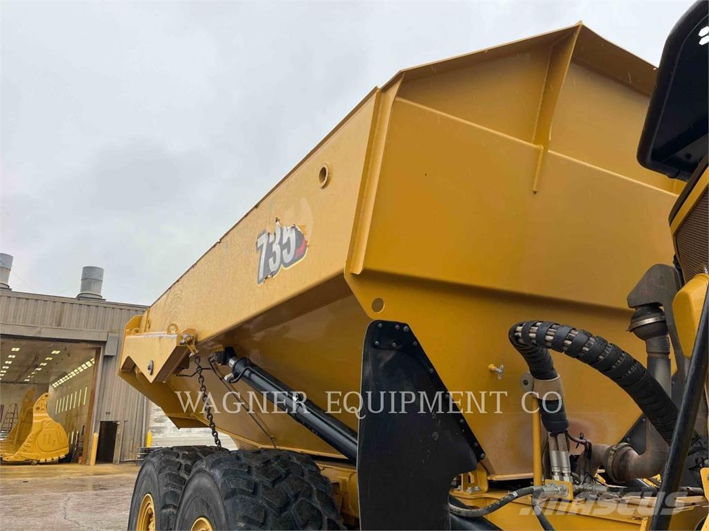 CAT 73504 Terrængående lastbiler