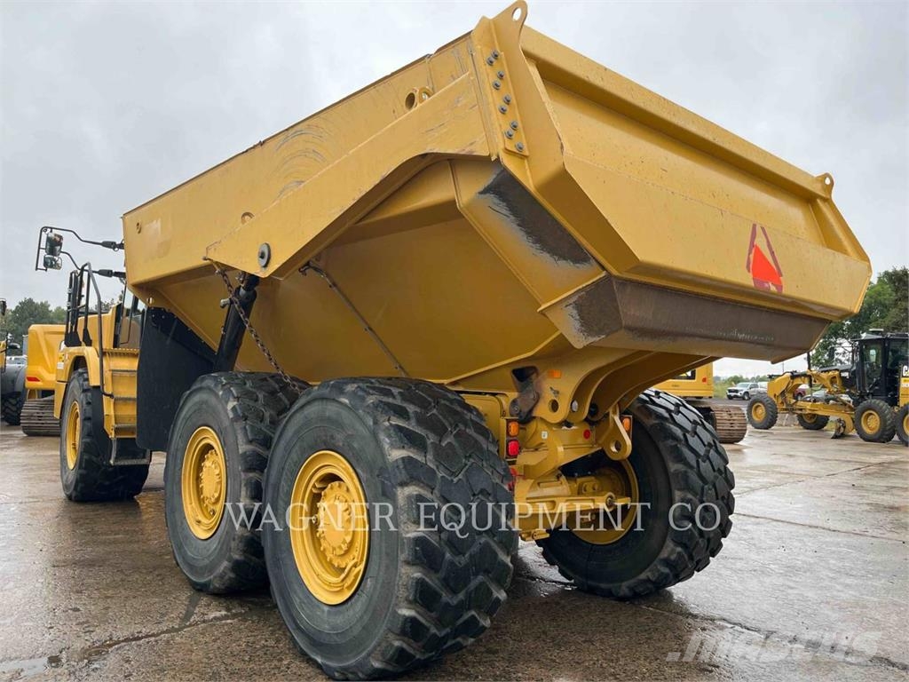 CAT 73504 Terrængående lastbiler