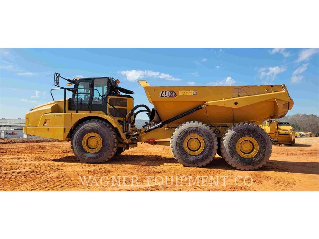 CAT 740 Dumper - Knickgelenk