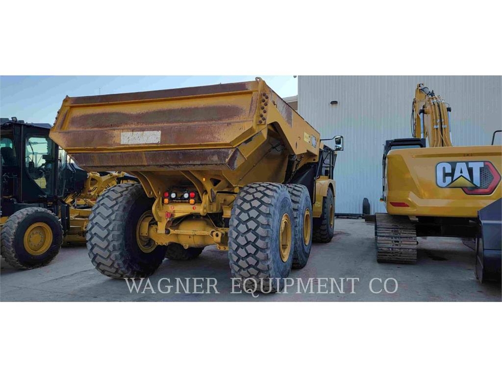 CAT 740 Dumper - Knickgelenk