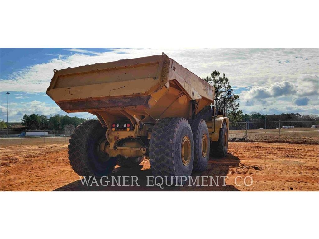 CAT 740 Dumper - Knickgelenk