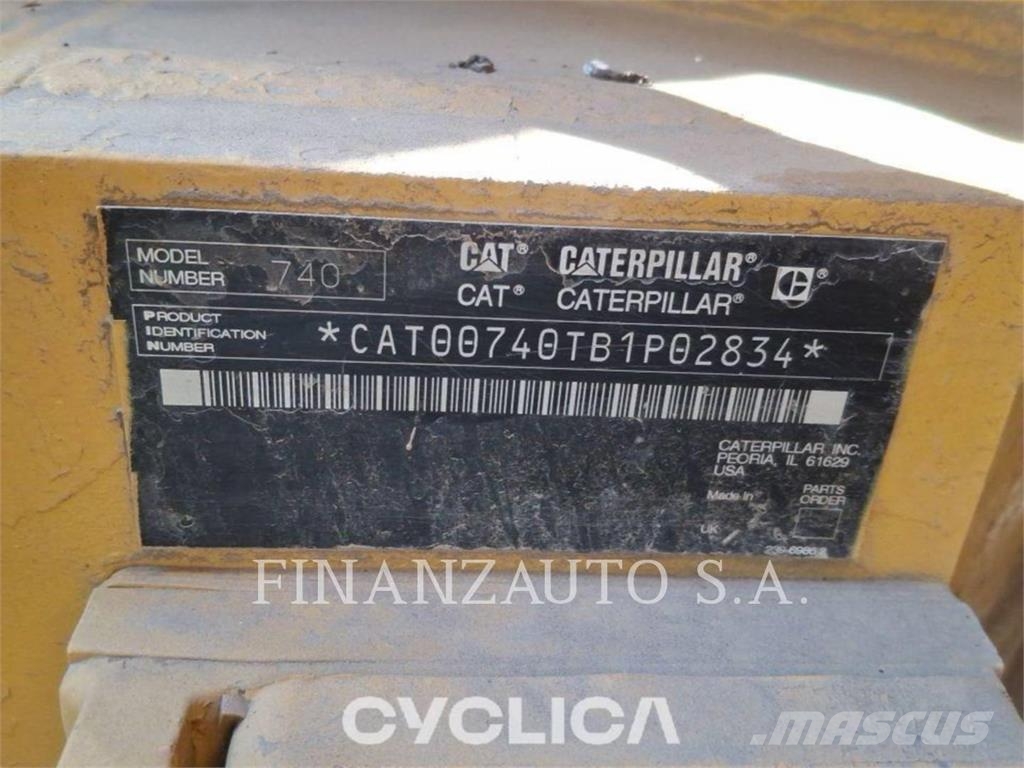 CAT 740 Wozidła przegubowe