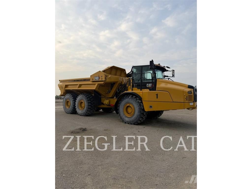 CAT 740-04EJ Зчленовані самоскиди