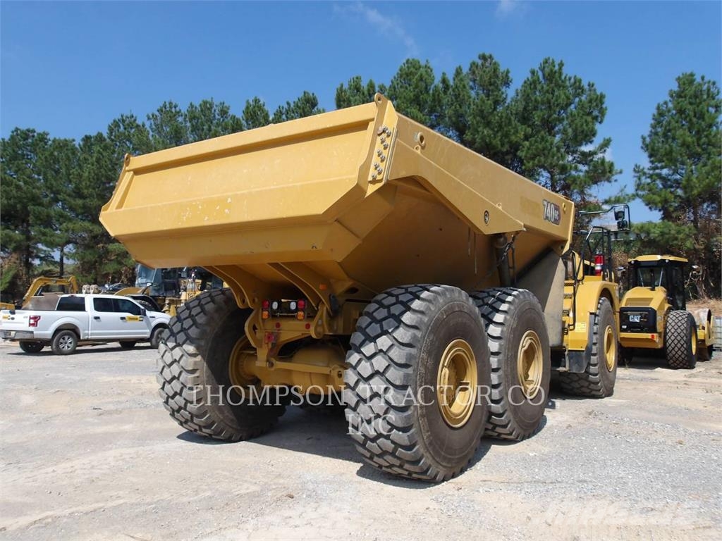 CAT 740-04GC Terrængående lastbiler