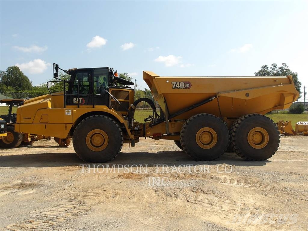 CAT 740-04GC Terrængående lastbiler
