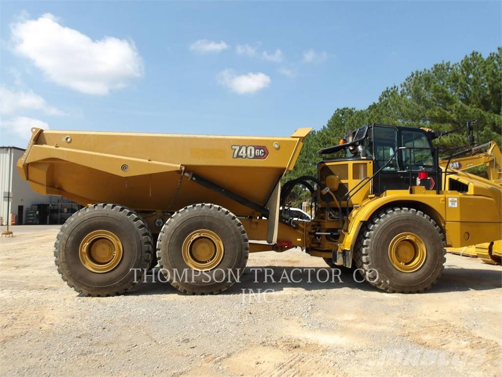 CAT 740-04GC Terrængående lastbiler