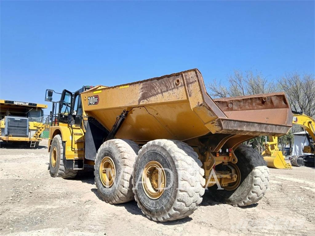 CAT 740 GC Zglobni damperi