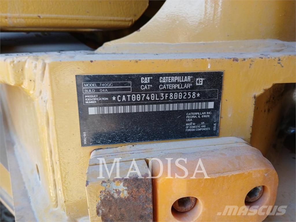 CAT 740 GC Zglobni damperi