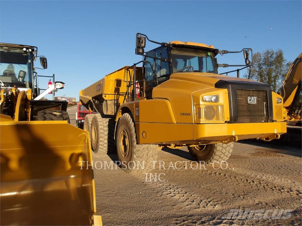 CAT 740 GC ساحبات مفصلية