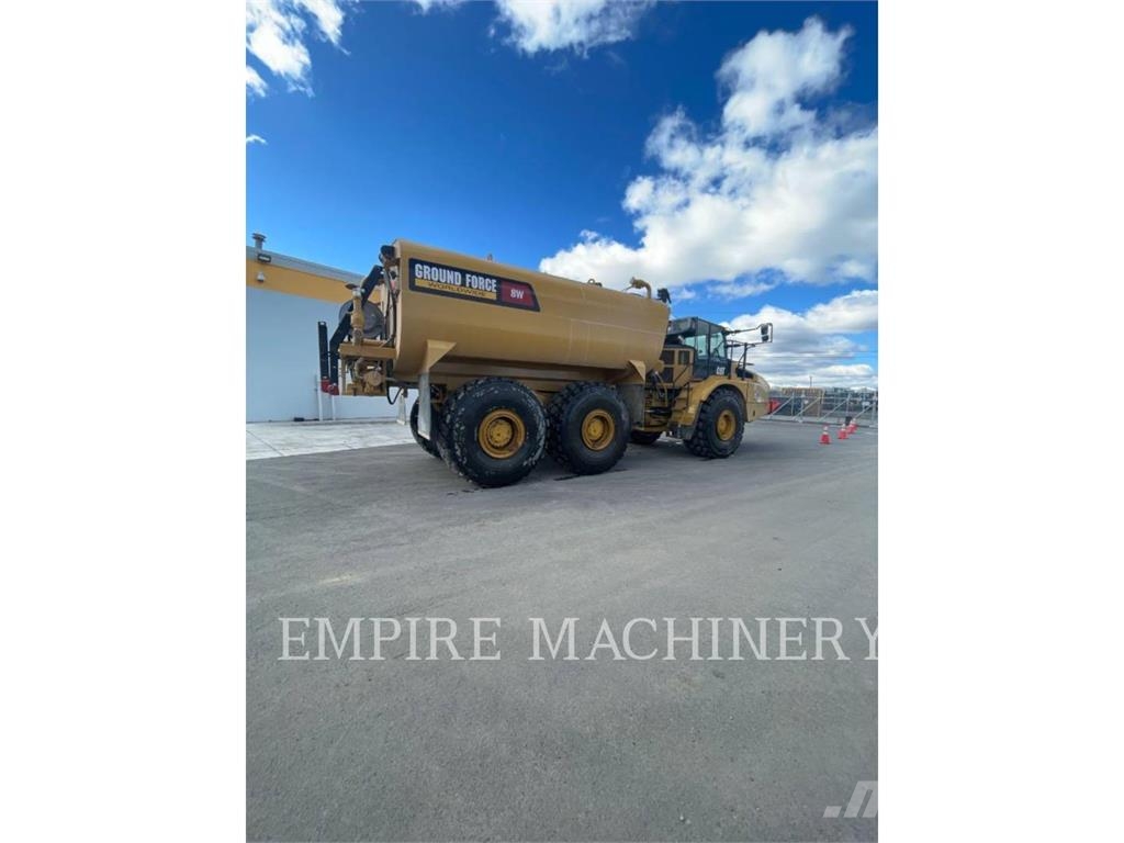 CAT 740 WT صهاريج مياه