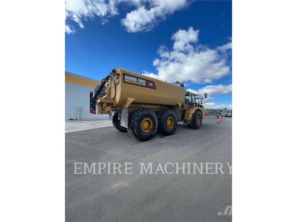 CAT 740 WT صهاريج مياه