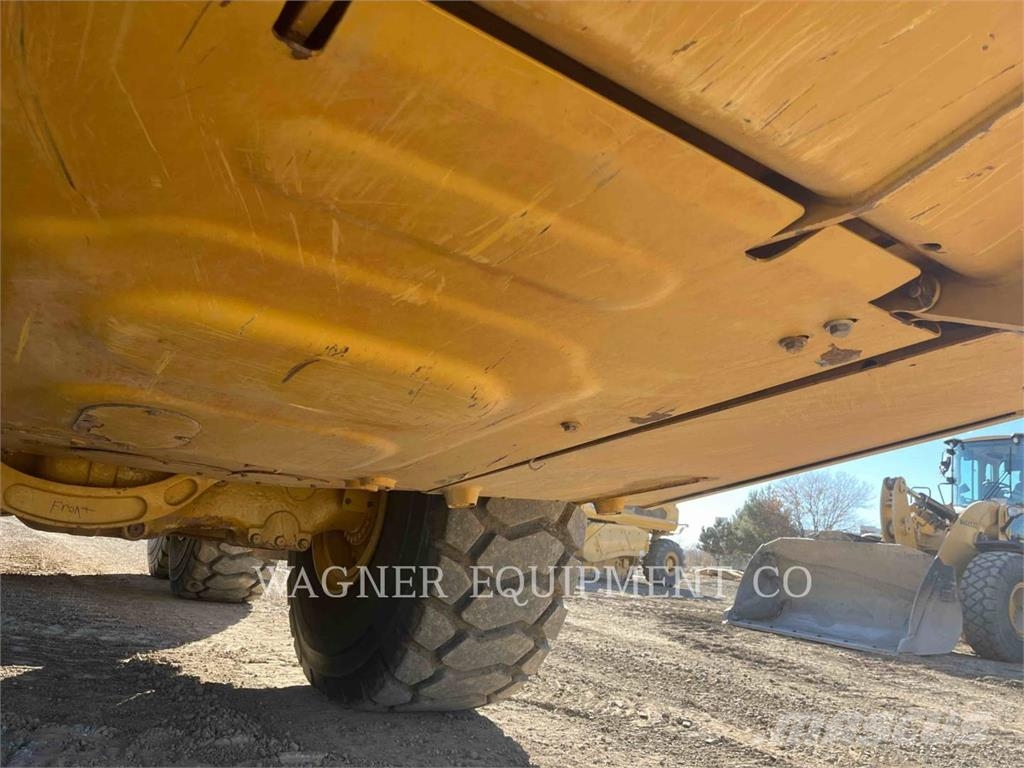 CAT 74004GC Articulated Haulers