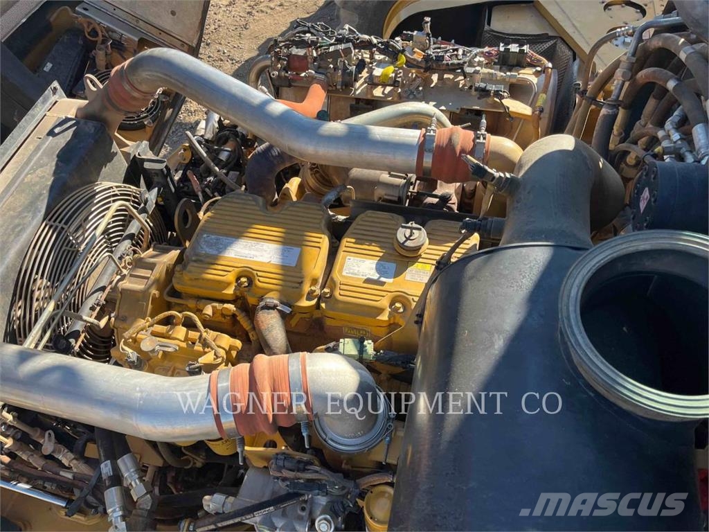 CAT 74004GC Articulated Haulers