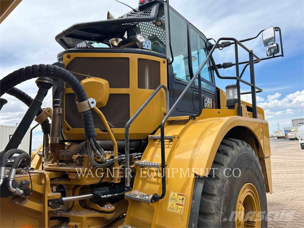 CAT 74004GC ساحبات مفصلية