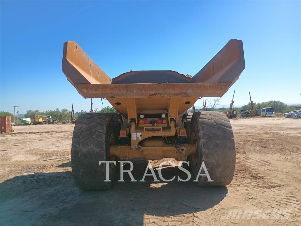 CAT 740B Zglobni demperji