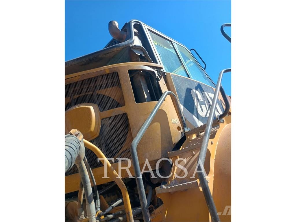 CAT 740B Zglobni demperji