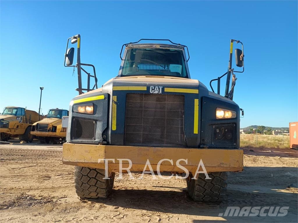 CAT 740B Liigendraamiga pinnaseveokid