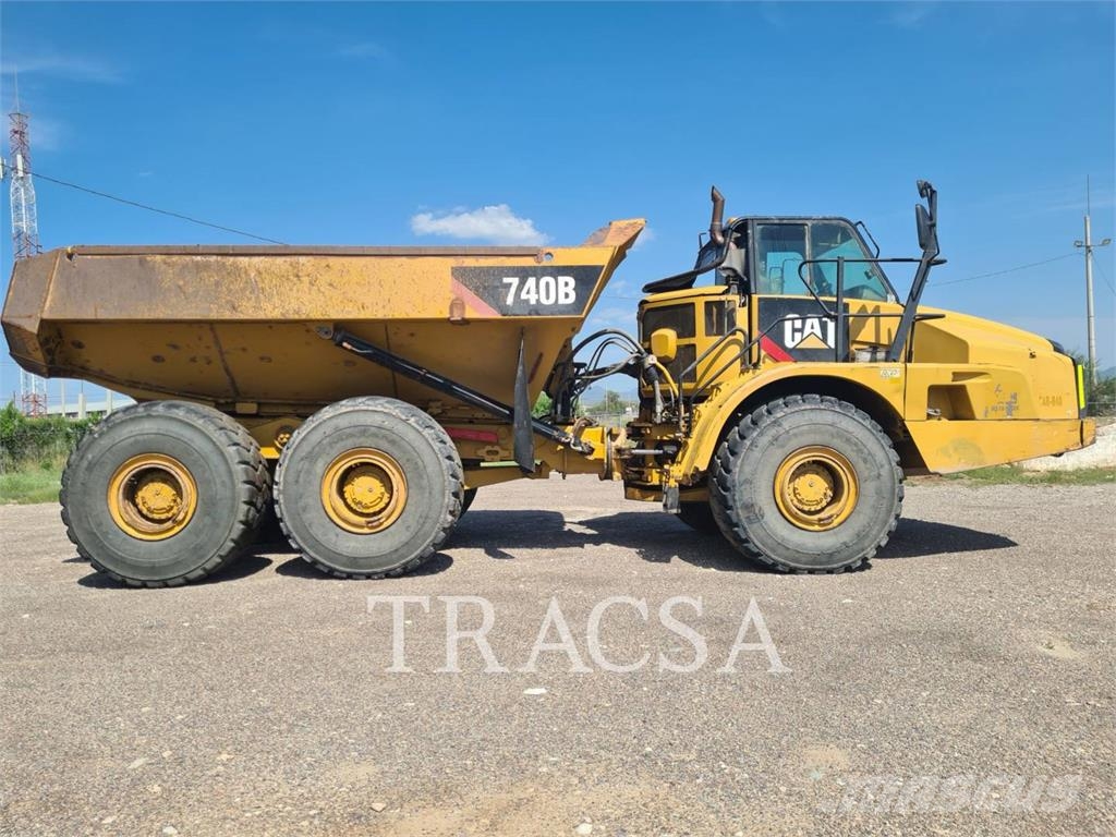 CAT 740B Liigendraamiga pinnaseveokid